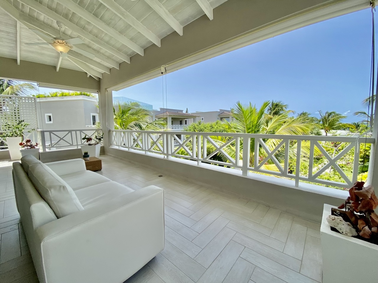 DOMINICUS TRACADERO FLAT CAPRI Real Estate Tropical
